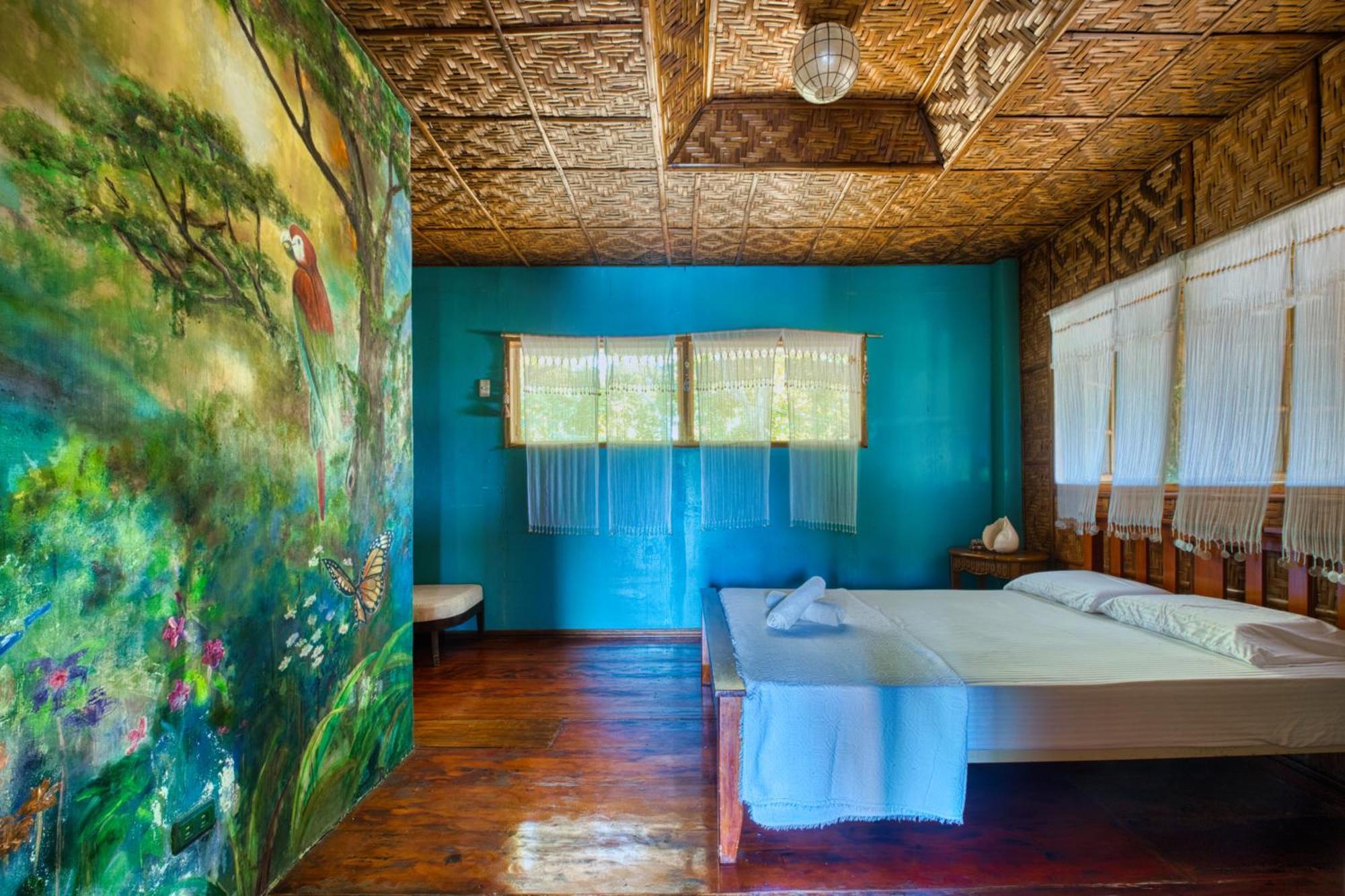 Pilar Pilapil Beach Resort Daanbantayan Bilik gambar