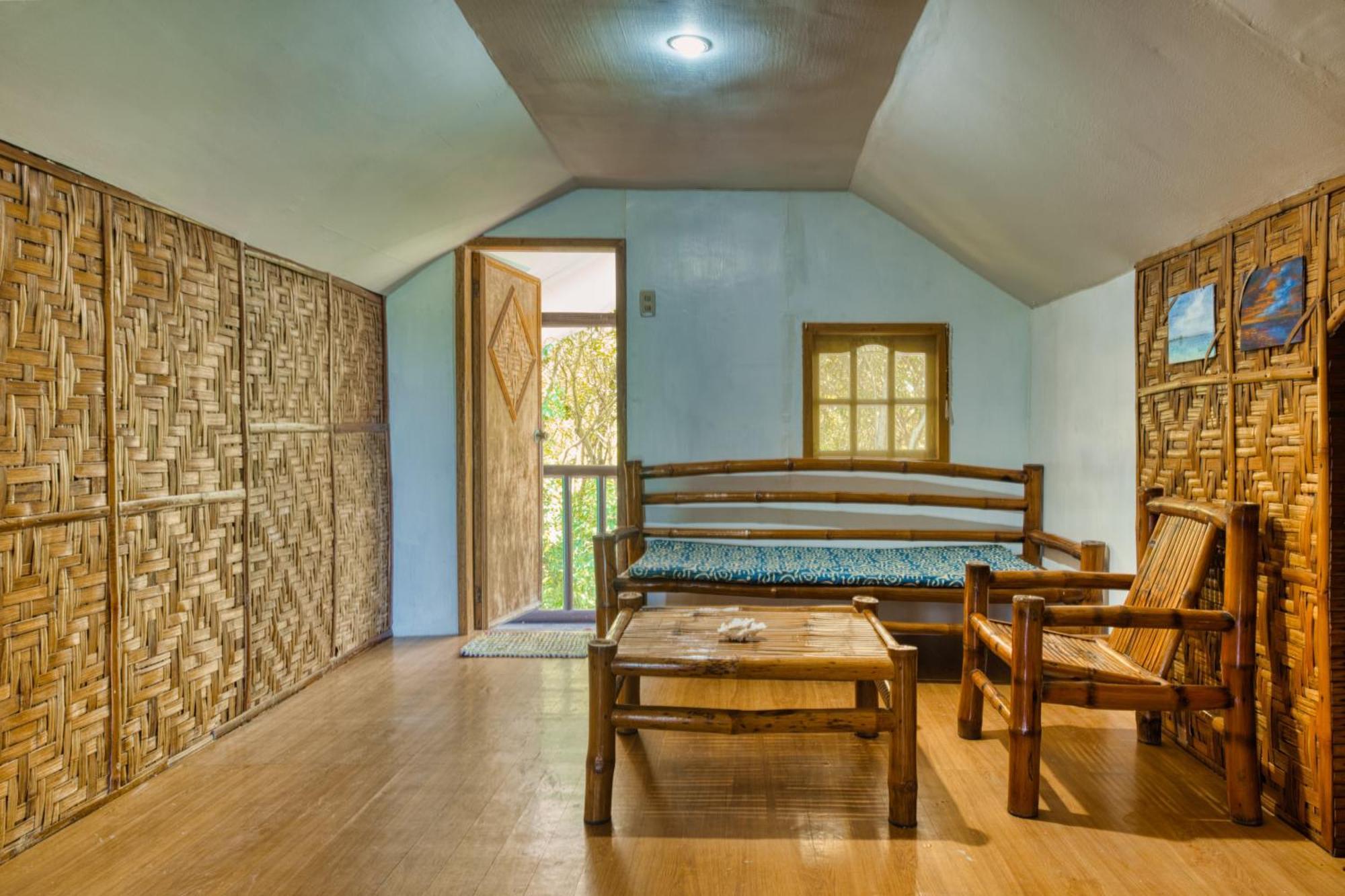 Pilar Pilapil Beach Resort Daanbantayan Bilik gambar